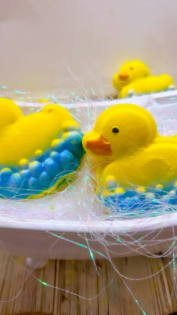 Rubber ducky bath bomb